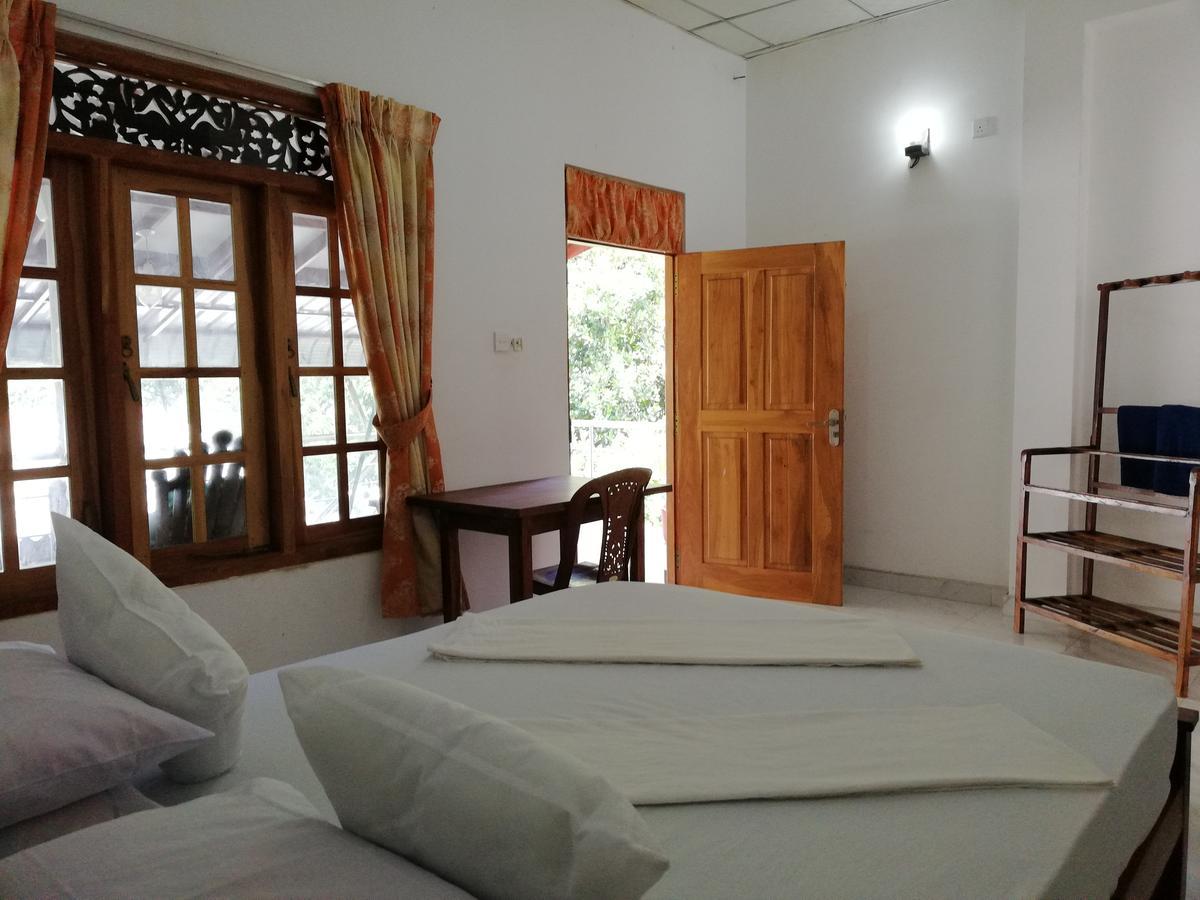 Lak View Family Resort Dambulla Buitenkant foto