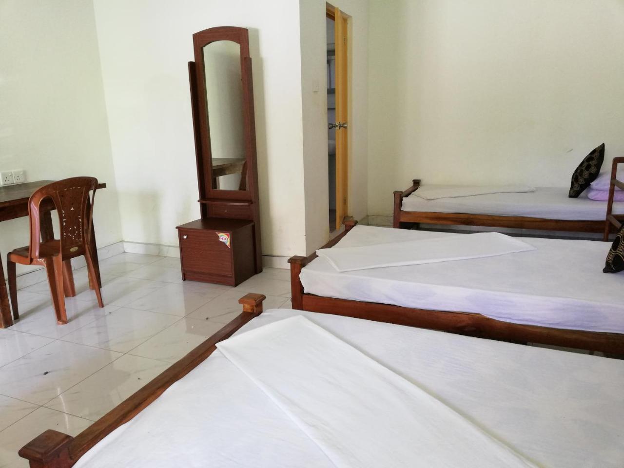 Lak View Family Resort Dambulla Buitenkant foto